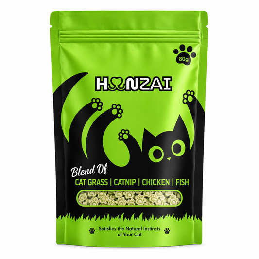 Hunzai Cat Treats Blend Of Cat Grass, Catnip, Chicken & Fish – 80g